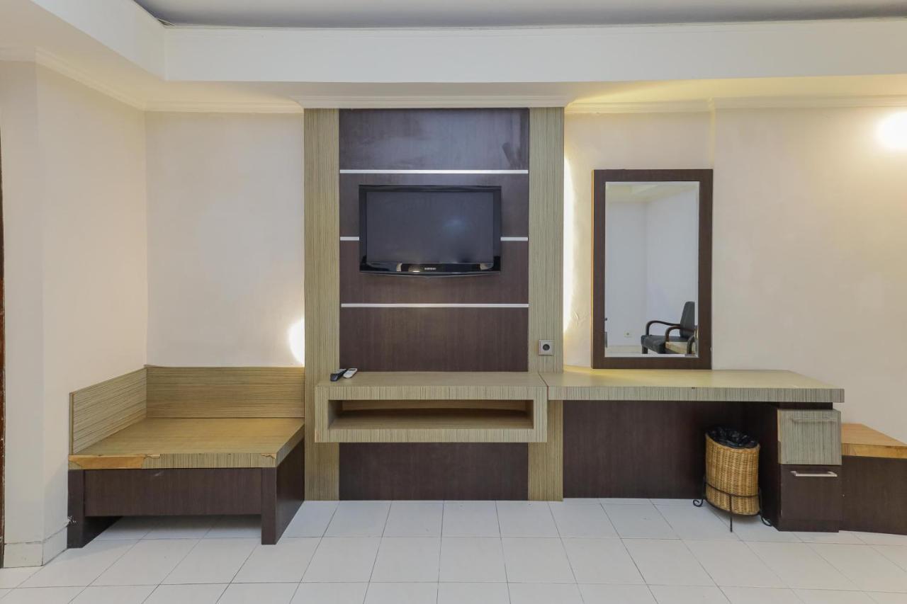 Urbanview Hotel Taman Suci Denpasar Exterior foto