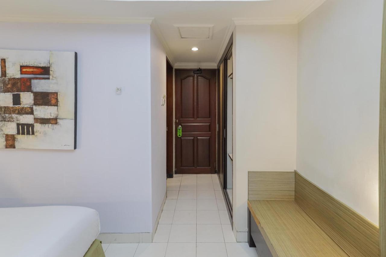 Urbanview Hotel Taman Suci Denpasar Exterior foto