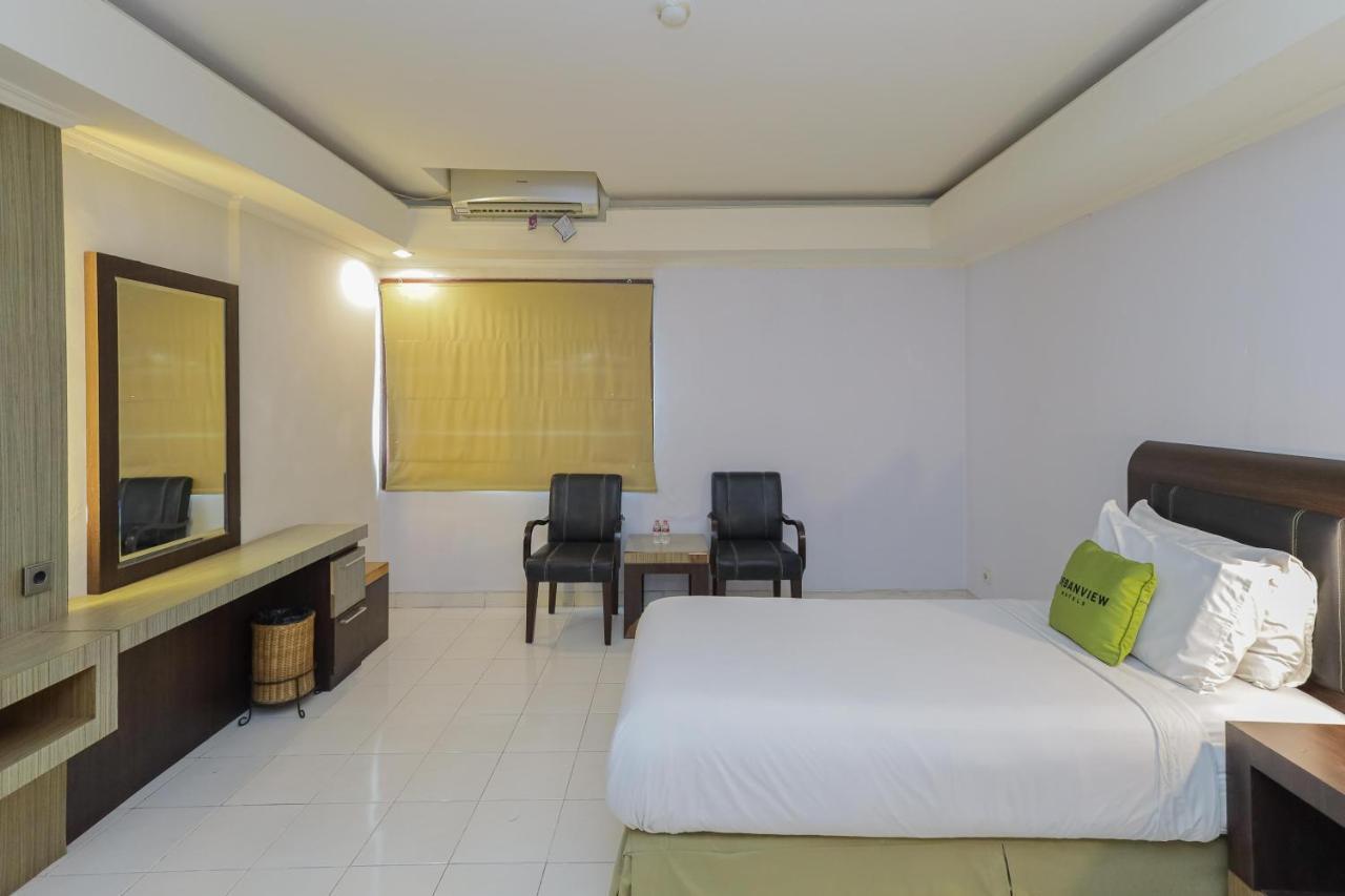 Urbanview Hotel Taman Suci Denpasar Exterior foto